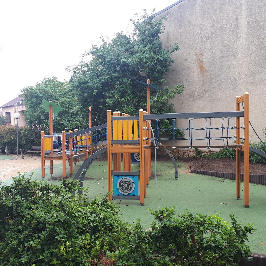 Kelly Playground 1